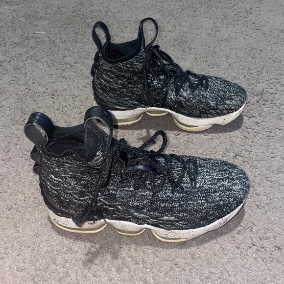 Nike youth sneakers size 5.5y - Picture 1 of 6